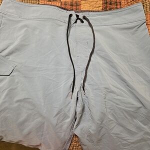 Volcom Men's Lido Solid Mod 20" Boardshorts